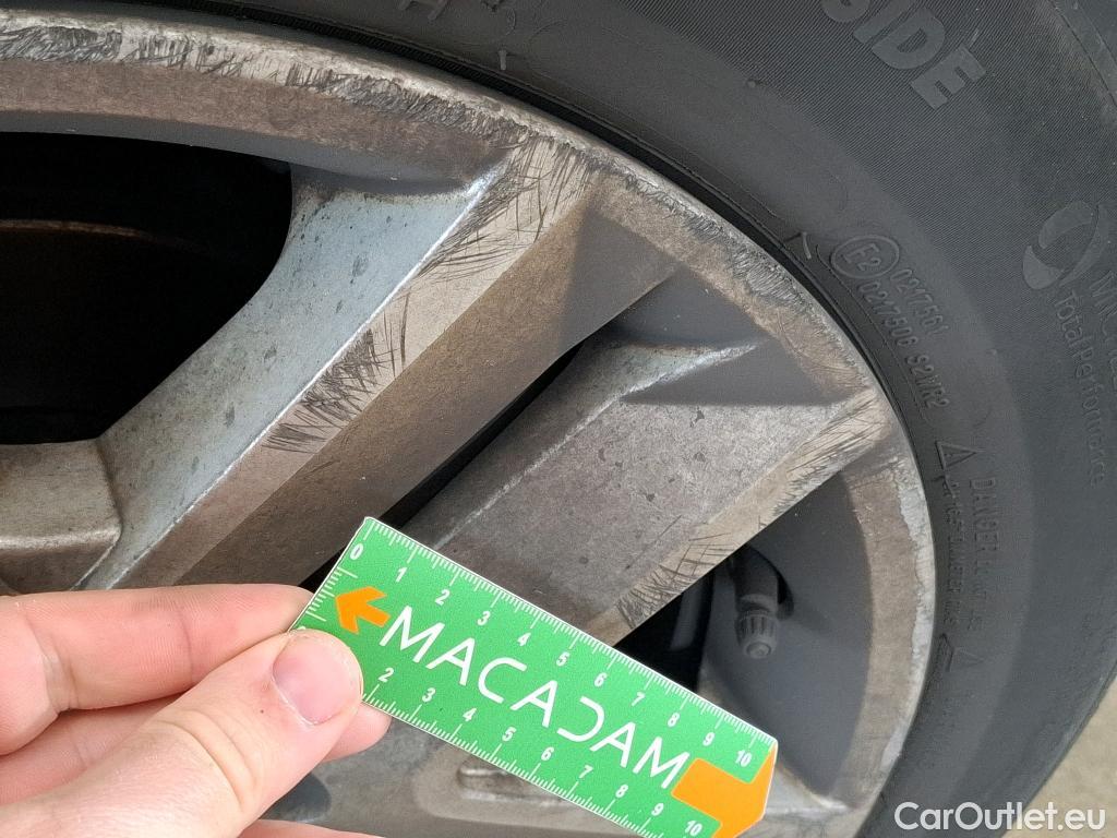  Renault  Clio  V Business 1.0 TCe 90CV BVM6 E6d #50