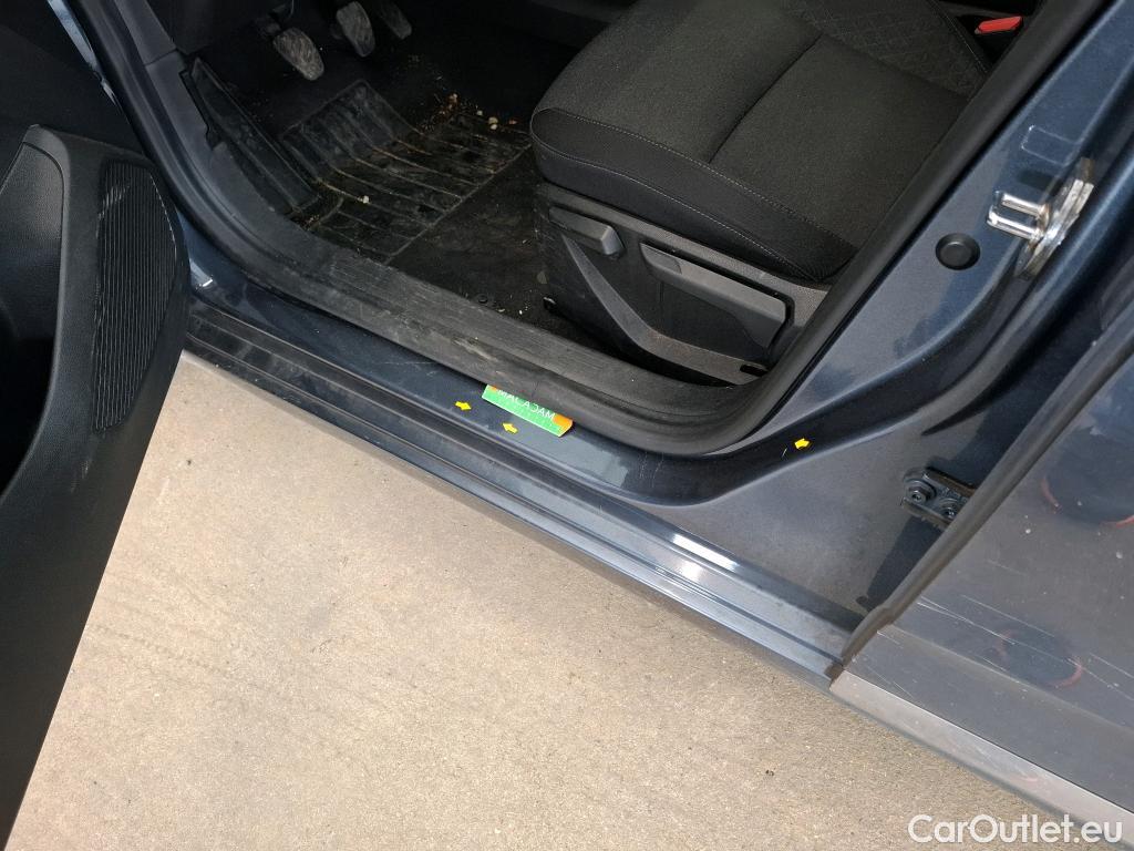  Renault  Clio  V Business 1.0 TCe 90CV BVM6 E6d #34