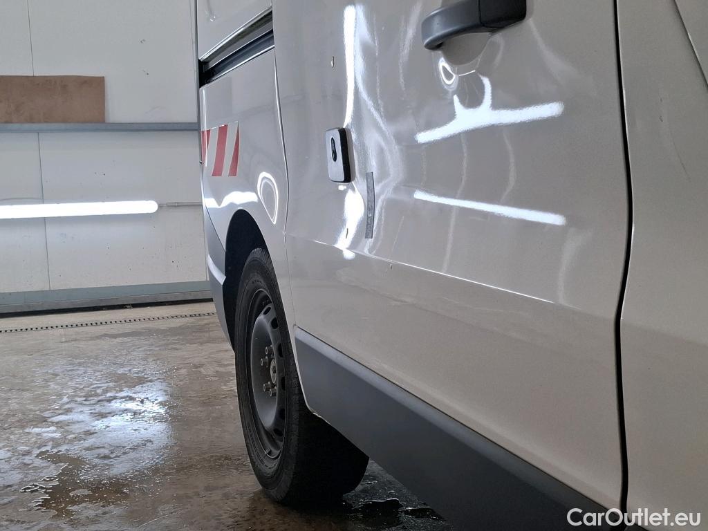  Renault  Trafic RENAULT  / 2019 / 4P / Fourgon tole FG GCF L1H1 1000 Energy dCi 145 EDC #10