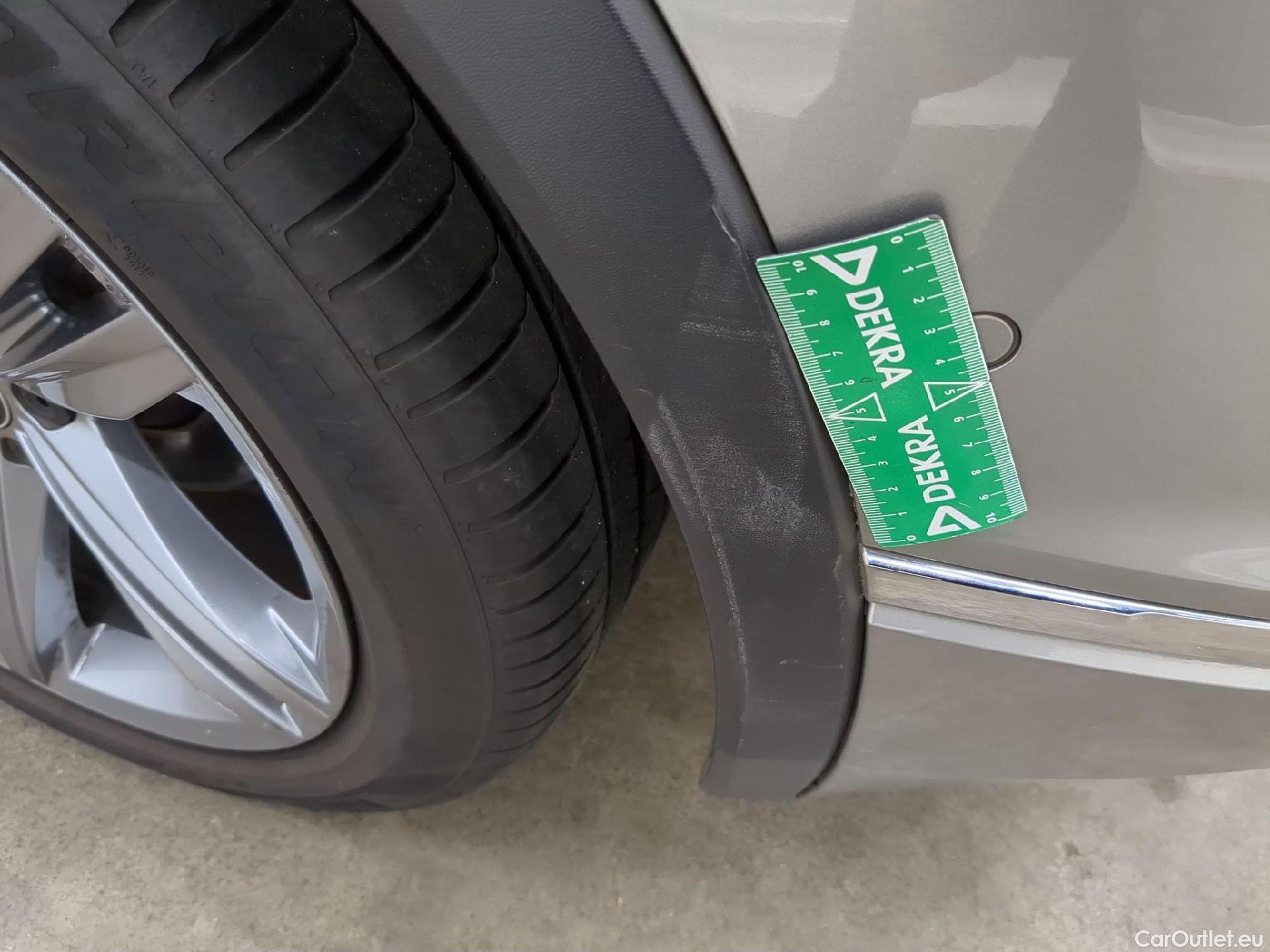  Volkswagen  Tiguan  Carat Exclusive 1.5 TSI 150 DSG7 Pack R Line #26