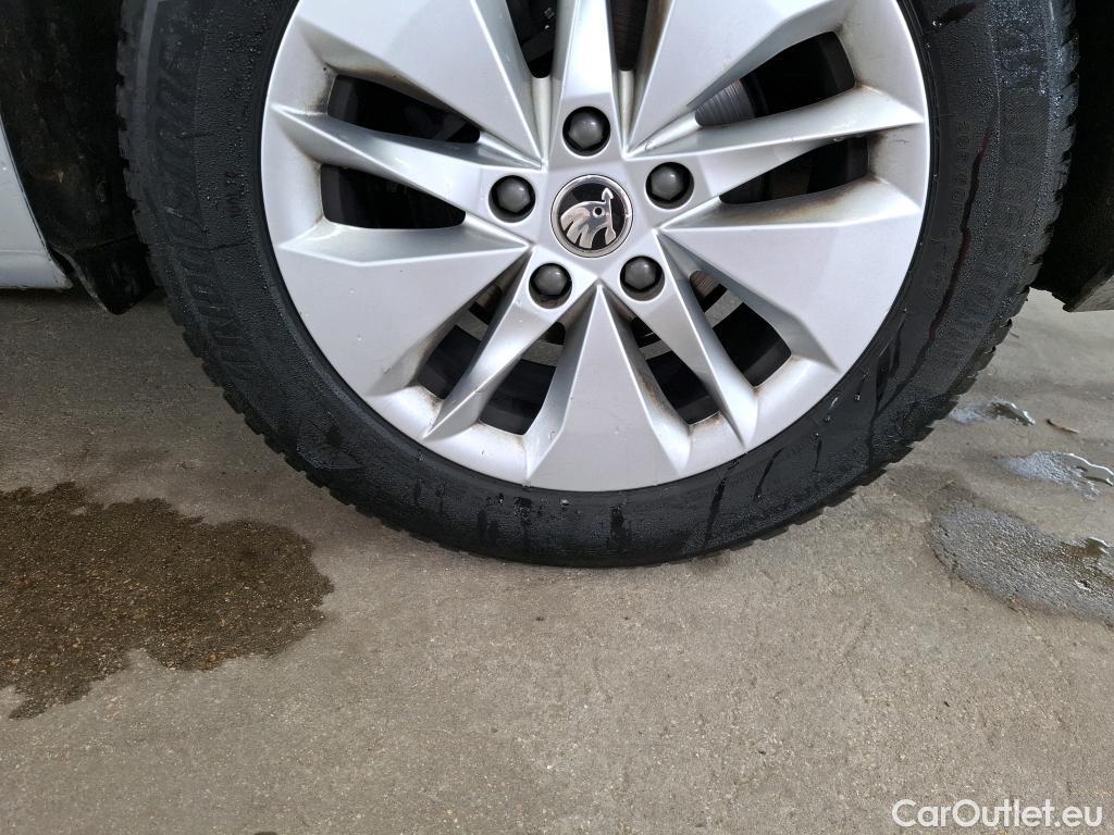  Skoda  Octavia  Break Business 2.0 TDI 150CV BVA7 E6d #17