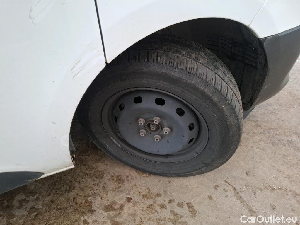  Renault  Trafic RENAULT  / 2019 / 4P / Fourgon tole FG GCF L1H1 1000 Energy dCi 145 EDC #23