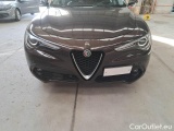  Alfa Romeo   STELVIO ALFA ROMEO / 2017 / 5P / SUV 2.2 TURBO DIESEL 180CV AT8 Q4 EXECUTIVE #34