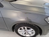  Volkswagen  Golf  VOLKSWAGEN / 2017 / 5P / BERLINA 1.6 TDI BUSINESS BMT #33