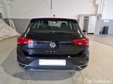  Volkswagen  T-ROC VOLKSWAGEN  / 2017 / 5P / SUV 1.5 TSI ACT STYLE DSG #60
