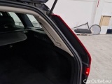  Volvo  V60 VOLVO  / 2019 / 5P / Station wagon B4 D autom. Momentum Business #131