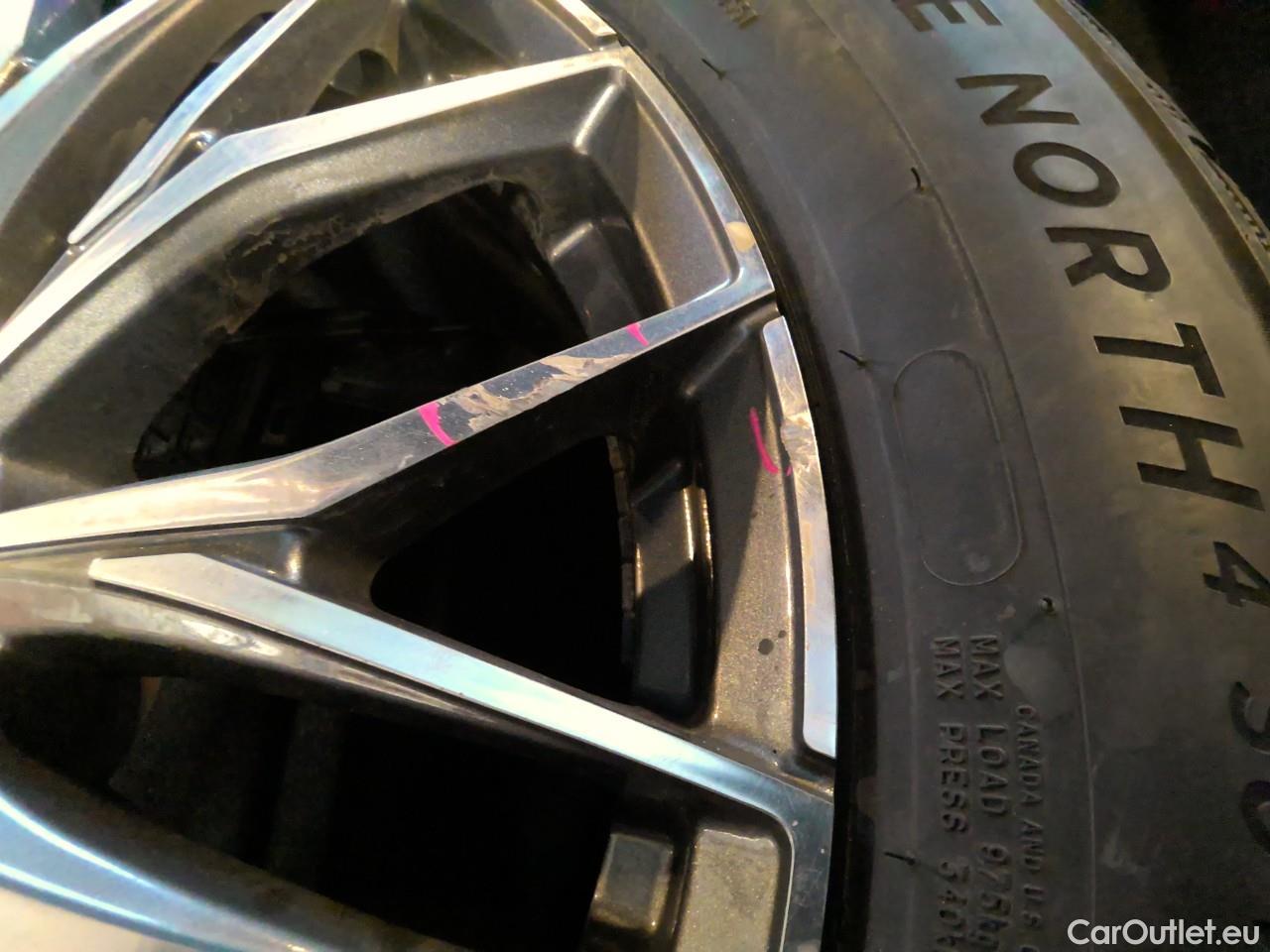  Mercedes  EQC  400 SE Edition 4Matic Aut #26