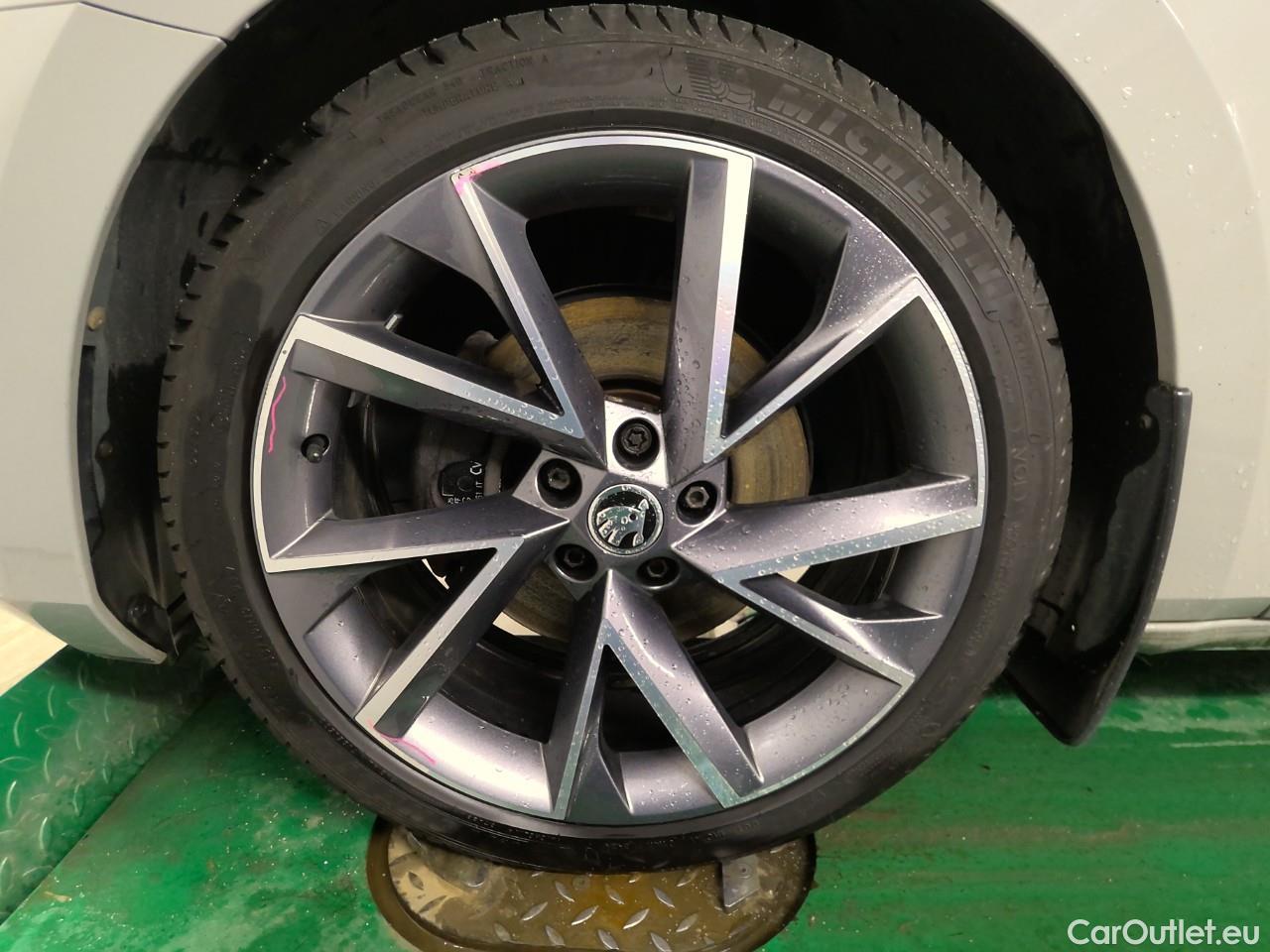  Skoda  Superb Sup.C.TDI 200 4x4 SL A.Ed.Aut. #20