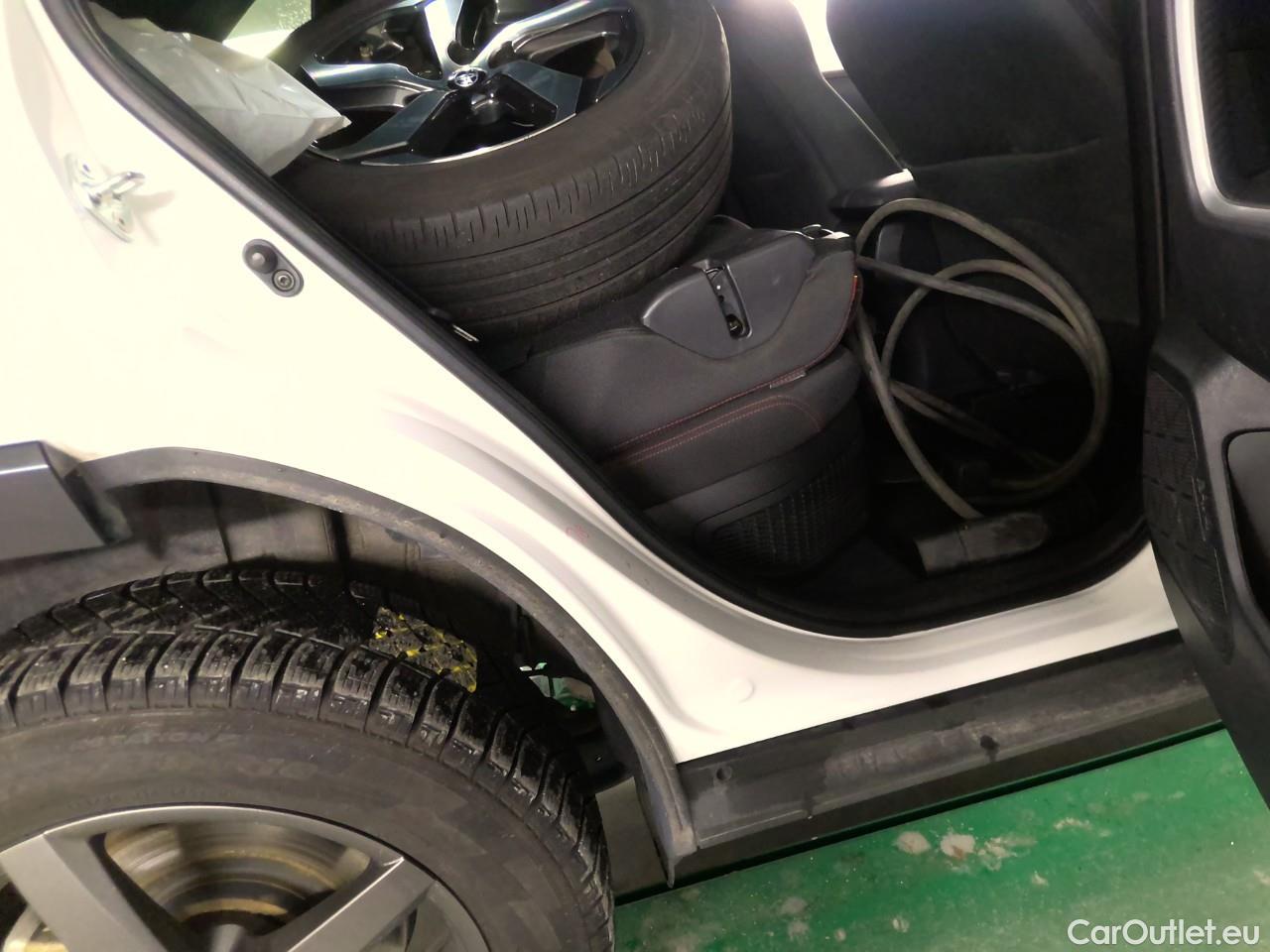  Toyota  RAV4  2.5 PHEV Active AWD #12