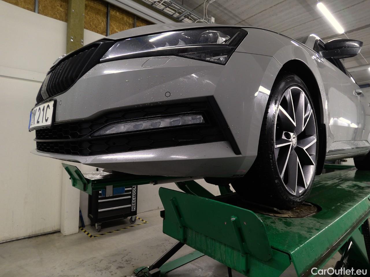  Skoda  Superb Sup.C.TDI 200 4x4 SL A.Ed.Aut. #4