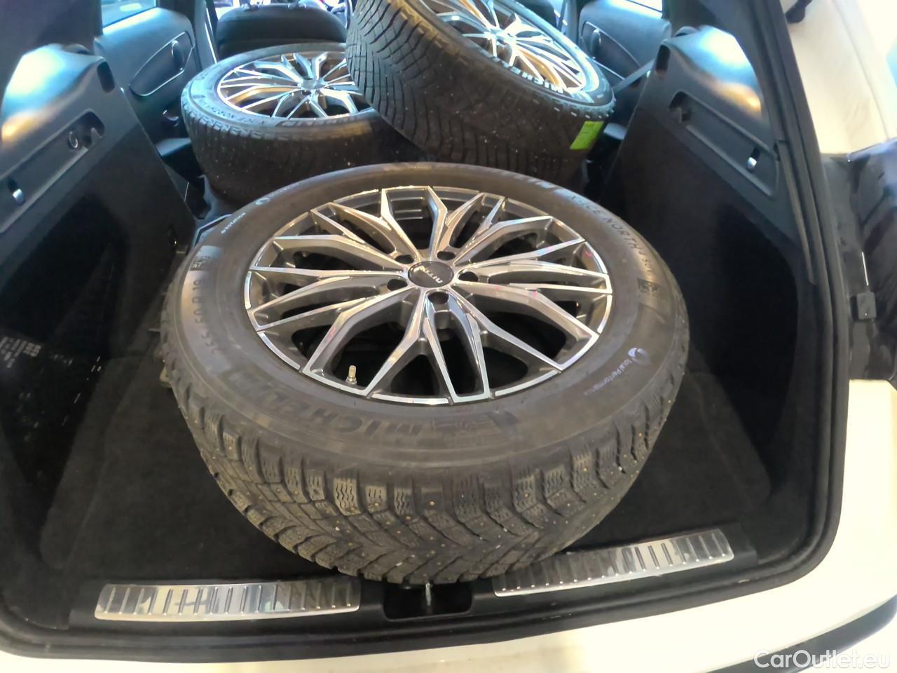  Mercedes  EQC  400 SE Edition 4Matic Aut #25