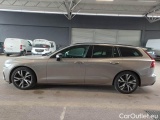  Volvo  V60 VOLVO  / 2018 / 5P / STATION WAGON D3 R-DESIGN #8