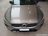  Volvo  V60 VOLVO  / 2018 / 5P / STATION WAGON D3 R-DESIGN #41