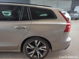  Volvo  V60 VOLVO  / 2018 / 5P / STATION WAGON D3 R-DESIGN #81