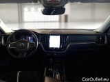  Volvo  XC60 VOLVO  / 2021 / 5P / SUV B4 D AWD AUTOMATICO MOMENTUM PRO #3