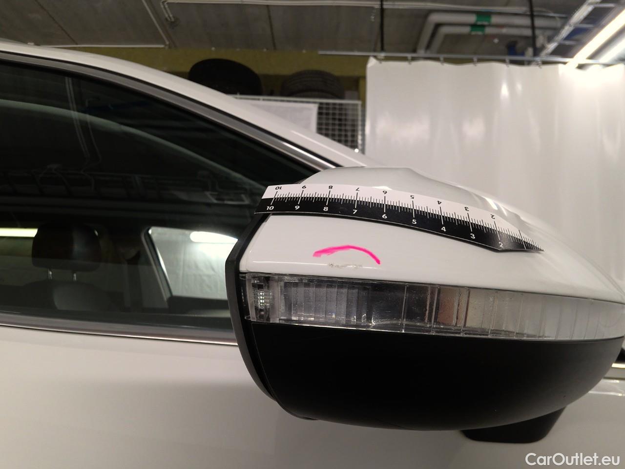  Volkswagen  Passat Pass.SC TDI 200 GT Exec.Ed.Aut #8