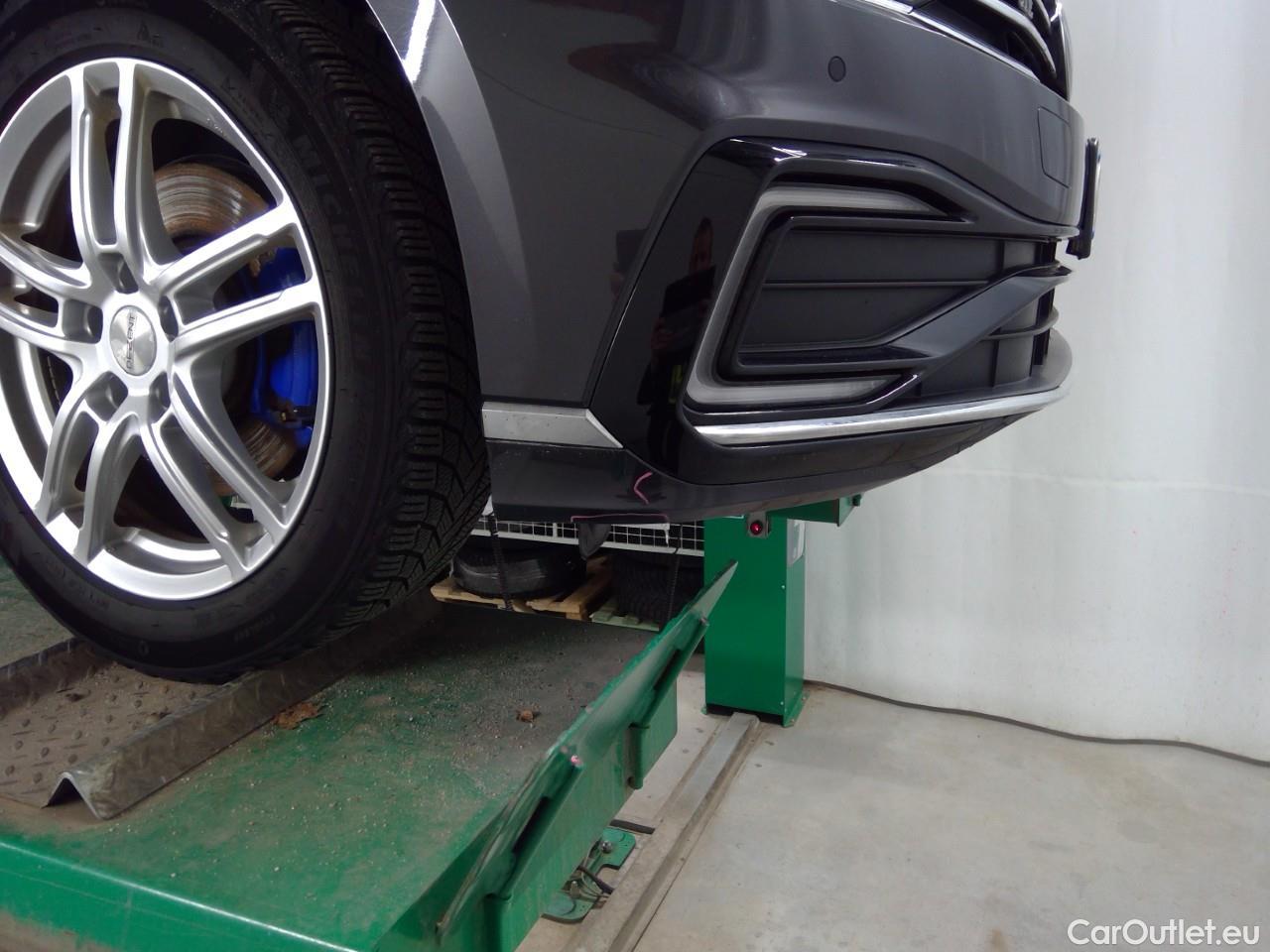  Volkswagen  Passat  Sp.Combi GTE #7