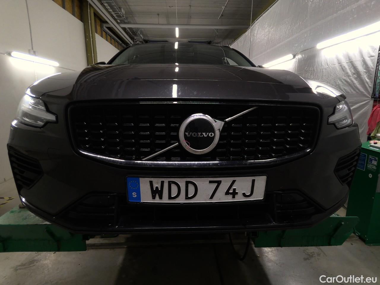  Volvo  V60  T6 350 +Dark Rec. AWD Aut #1