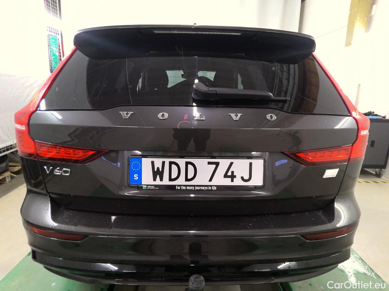  Volvo  V60  T6 350 +Dark Rec. AWD Aut #19