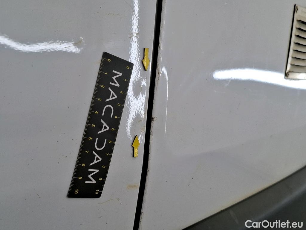  Renault  Master  III Fourgon L2H2 3 5 Grand Confort dCi 130CV BVM6 7 Sieges E6 #43