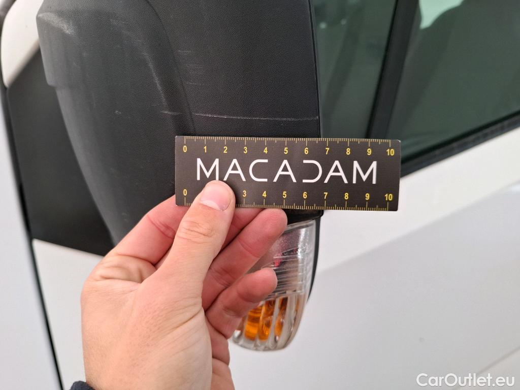  Renault  Master  III Fourgon L2H2 3 5 Grand Confort dCi 130CV BVM6 7 Sieges E6 #62