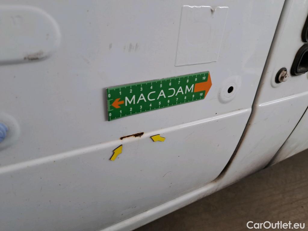  Renault  Master  Fourgon L2H2 3 5 Grand Confort dCi 130CV BVM6 E6 #40