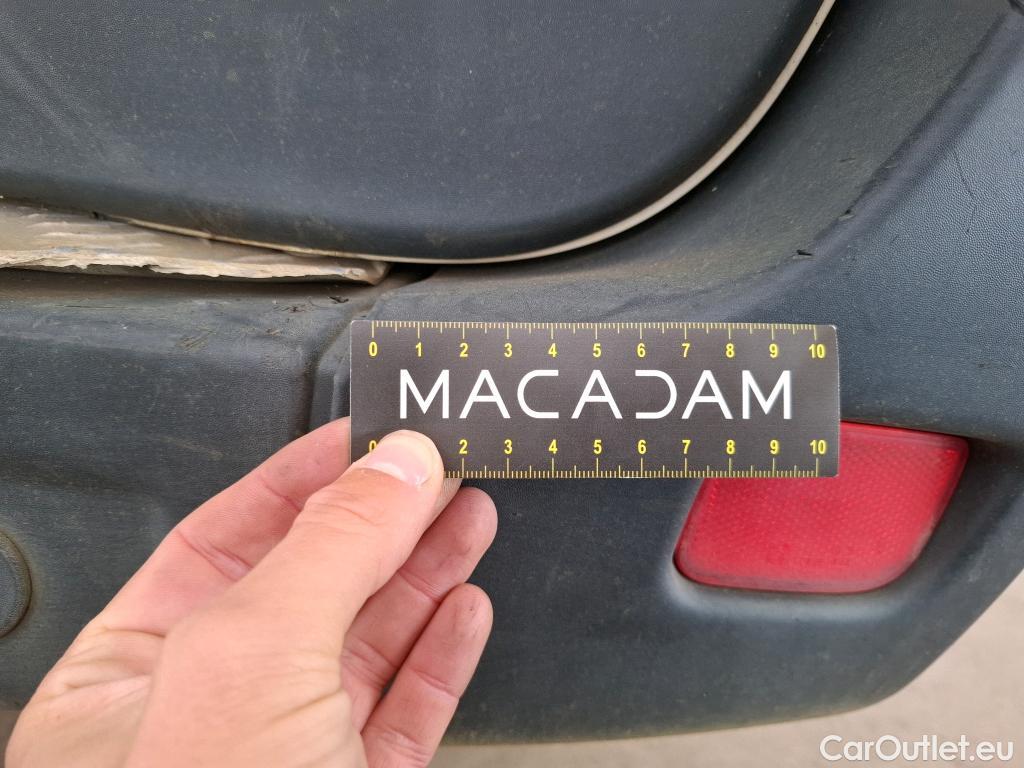  Renault  Master  III Fourgon L2H2 3 5 Grand Confort dCi 130CV BVM6 7 Sieges E6 #66