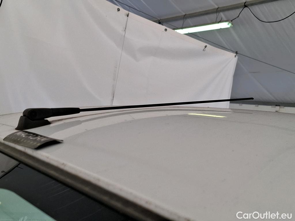  Renault  Kangoo  Express Extra (Série Spéciale) 1.5 dCi 75CV BVM5 E6 #63