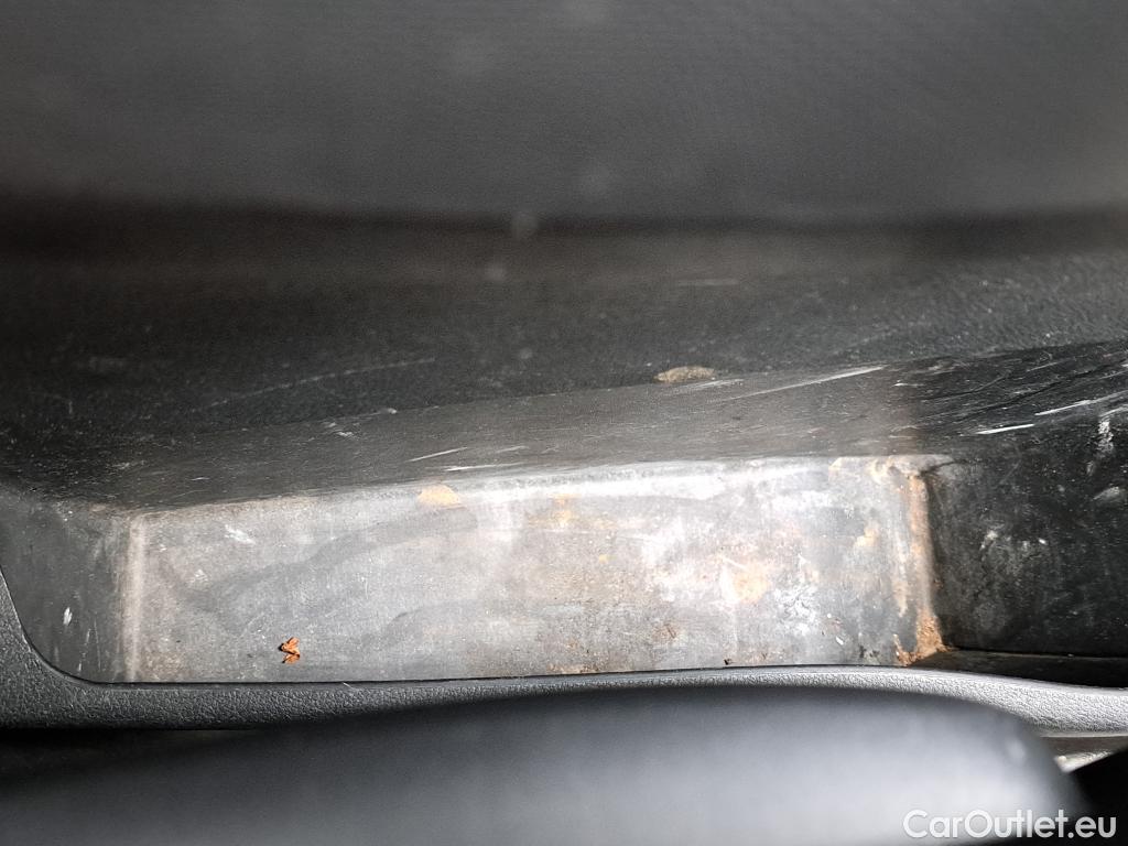  Renault  Trafic  Fourgon L1H1 1200 Confort 1.6 dCi 120CV BVM6 E6dT #52