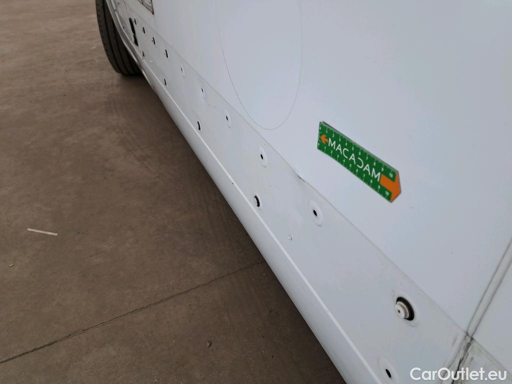  Renault  Master  Fourgon L2H2 3 5 Grand Confort dCi 130CV BVM6 E6 #73