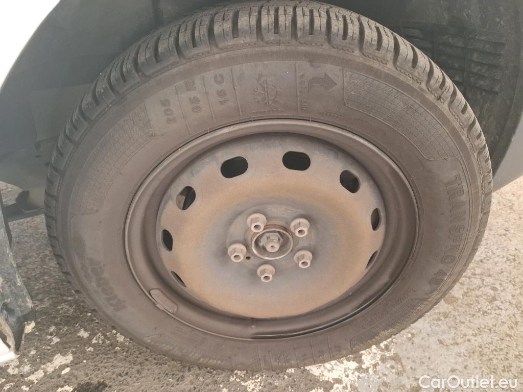  Renault  Trafic  Furgon Grand Confort L1H1 1200 1.6 dCi 125CV BVM6 E6 #26