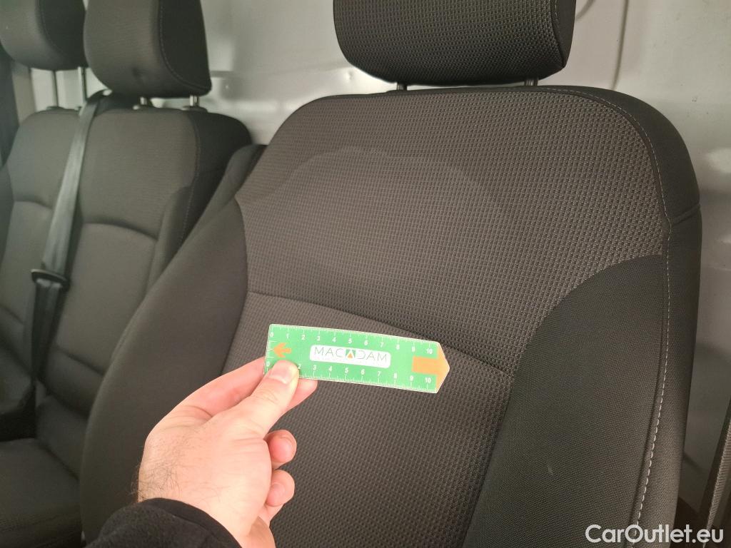  Renault  Trafic RENAULT  / 2021 / 4P / Fourgon tôlé FG CF L2H1 3T Blue dCi 130 #20