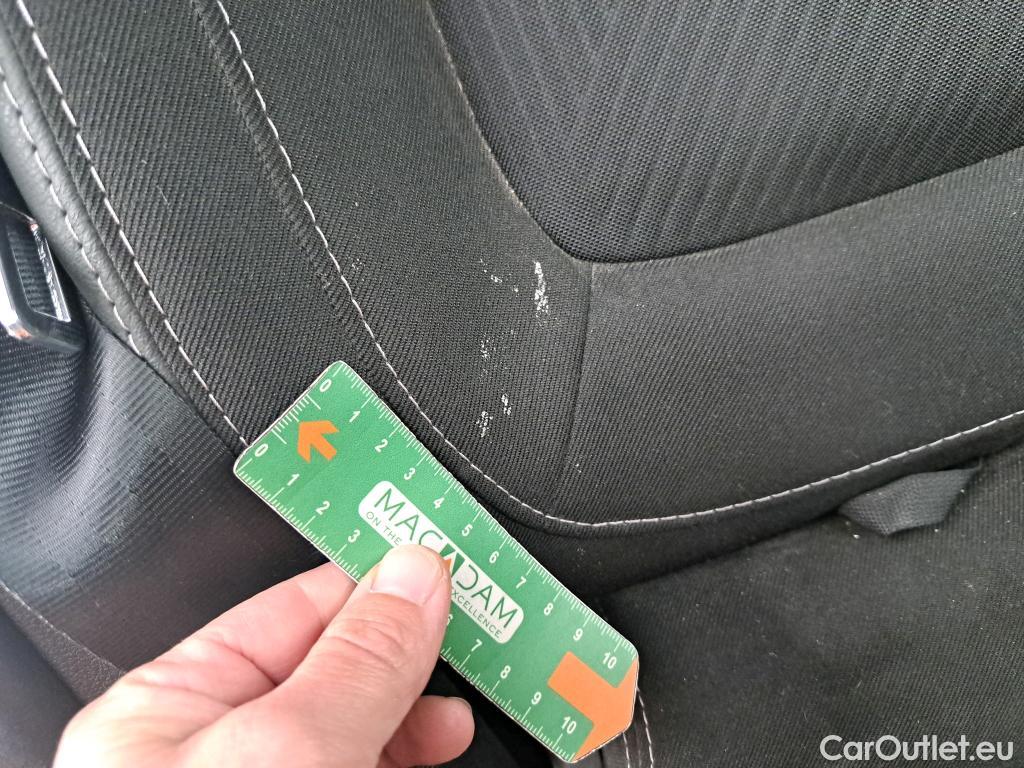  Renault  Trafic  Fourgon L1H1 1200 Confort 1.6 dCi 120CV BVM6 E6dT #56