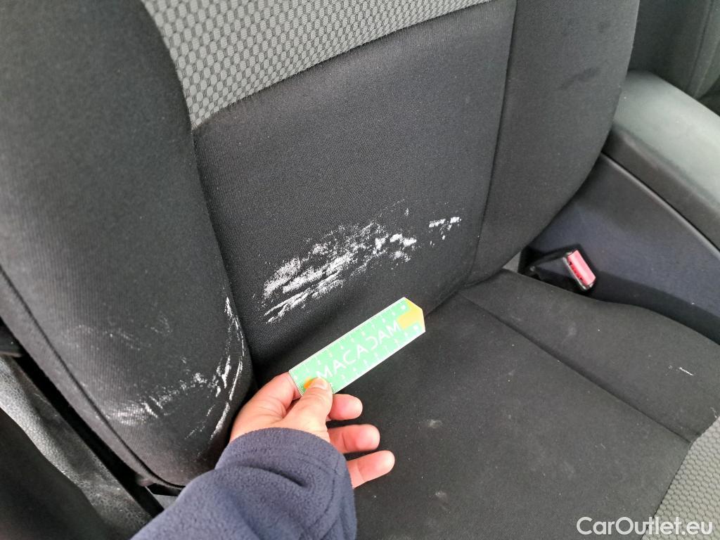  Renault  Kangoo  Express Maxi Extra (Série Spéciale) - Cab. Appr. 1.5 dCi 90CV BVM5 E6 #8