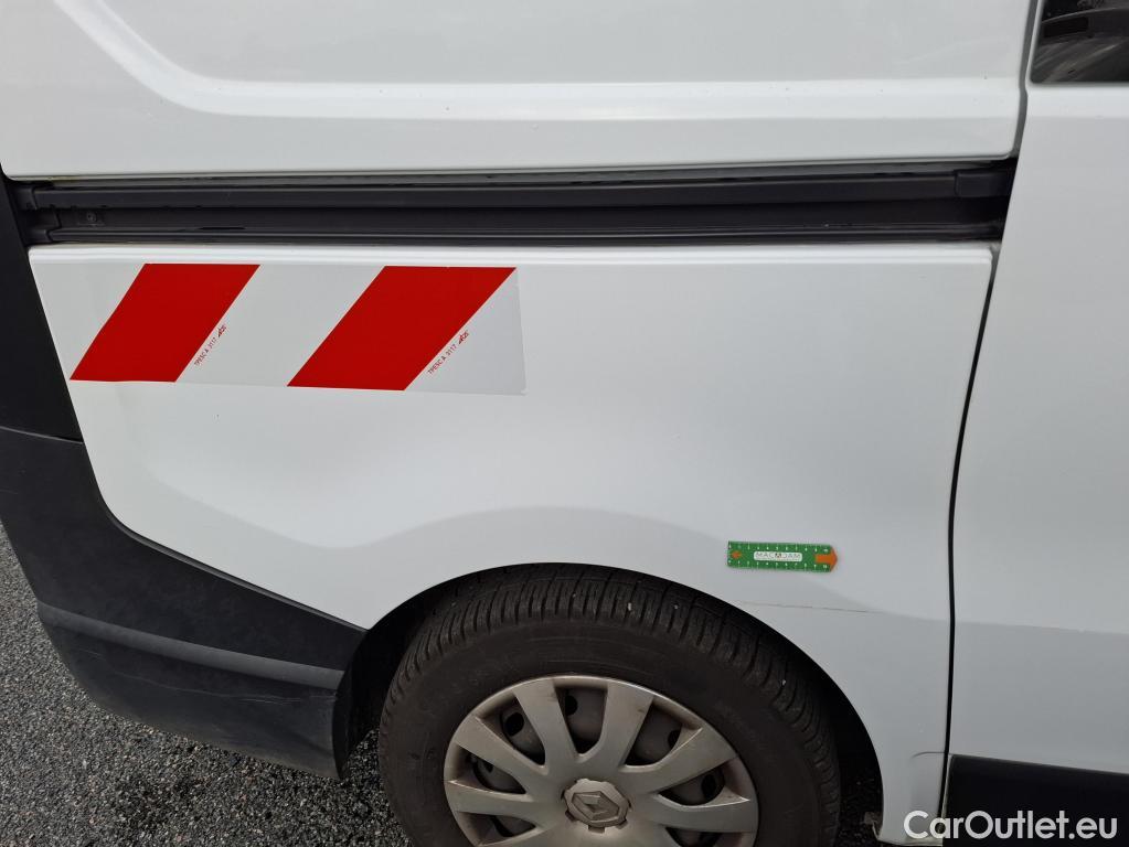  Renault  Trafic  Furgon Grand Confort L1H1 1200 1.6 dCi 125CV BVM6 E6 #32