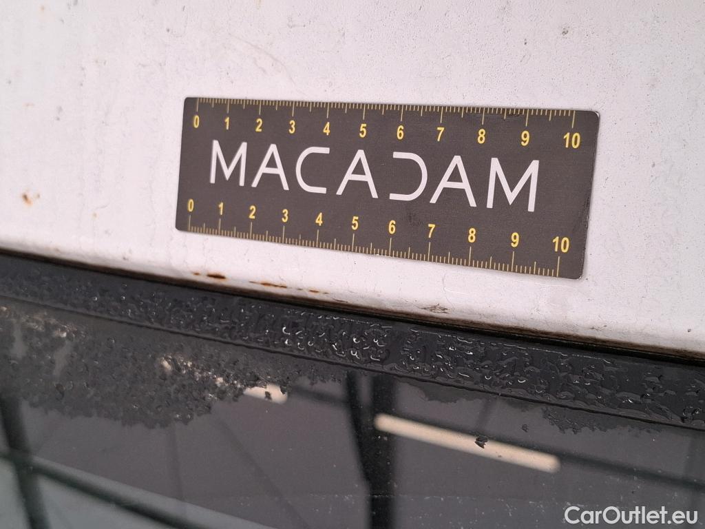  Renault  Master  III Fourgon L2H2 3 5 Grand Confort dCi 130CV BVM6 7 Sieges E6 #23