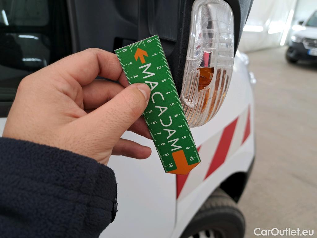  Renault  Master  Fourgon L2H2 3 5 Grand Confort dCi 130CV BVM6 E6 #84