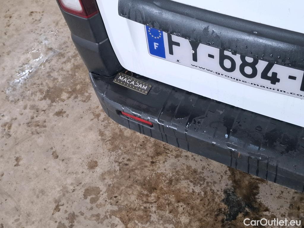  Renault  Trafic  III Fourgon L1H1 1200 Confort 1.6 dCi 120CV BVM6 E6dT #3