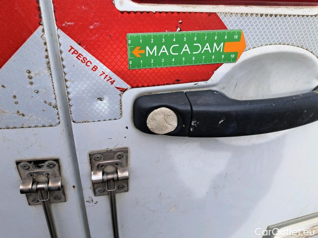  Renault  Master  III Fourgon L3H2 3 5 Grand Confort dCi 145CV BVM6 E6 #18