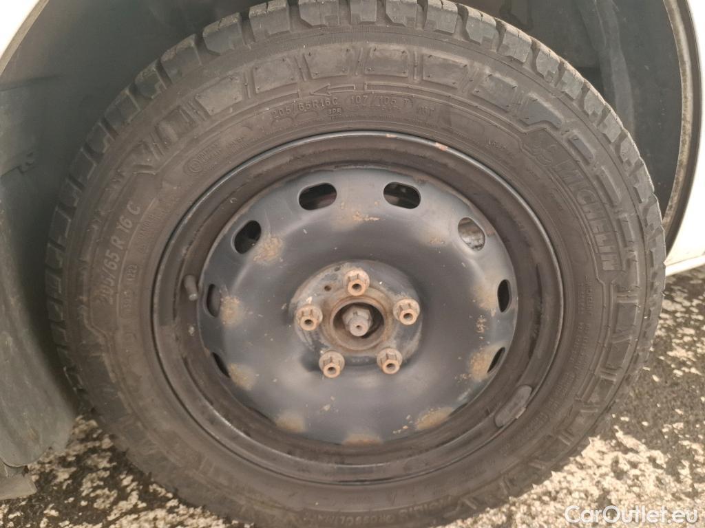  Renault  Trafic RENAULT  / 2021 / 4P / Fourgon tôlé FG CF L2H1 3T Blue dCi 130 #14