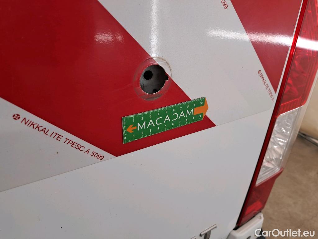  Renault  Master  Fourgon L2H2 3 5 Grand Confort dCi 130CV BVM6 E6 #82