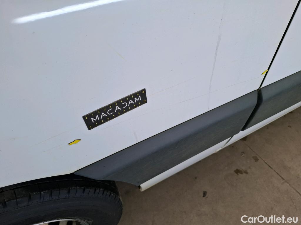  Renault  Master  III Fourgon L2H2 3 5 Grand Confort dCi 130CV BVM6 7 Sieges E6 #69