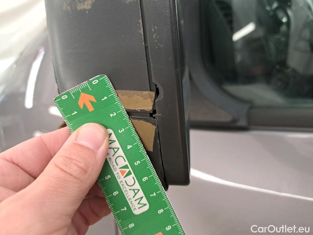  Renault  Trafic  Fourgon L1H1 1200 Confort 1.6 dCi 120CV BVM6 E6dT #35