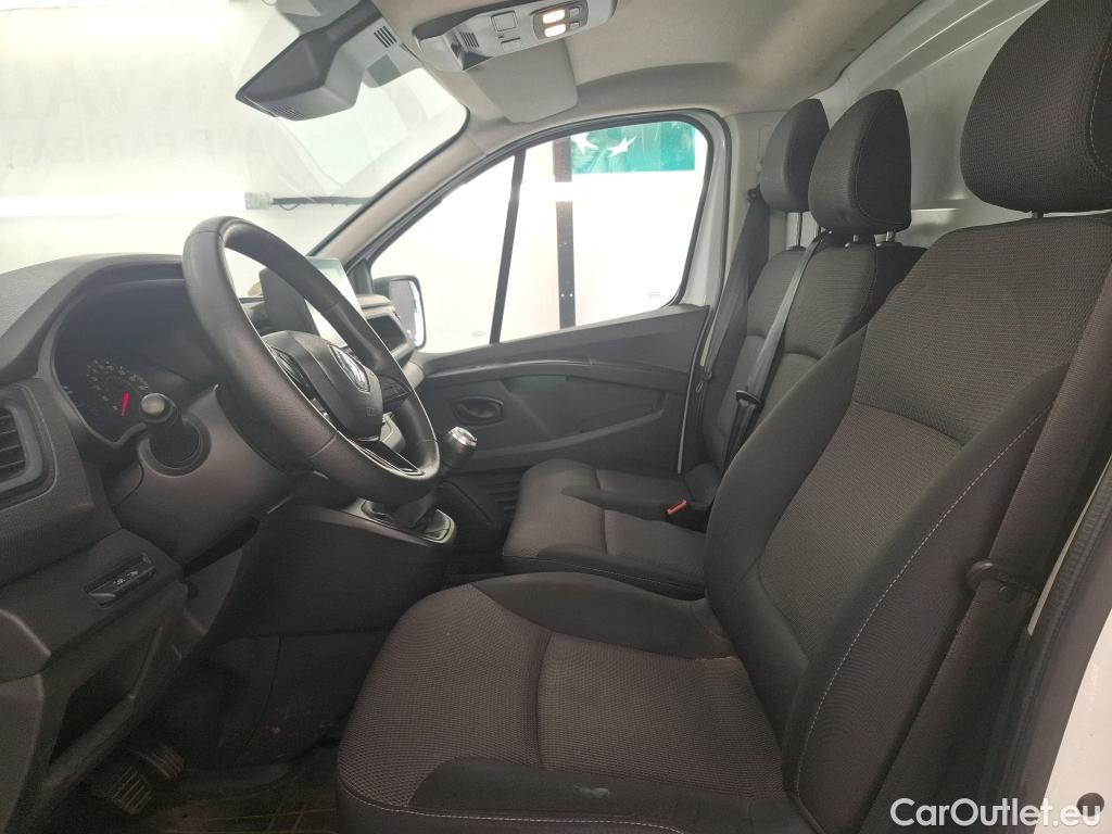  Renault  Trafic RENAULT  / 2021 / 4P / Fourgon tôlé FG CF L2H1 3T Blue dCi 130 #18