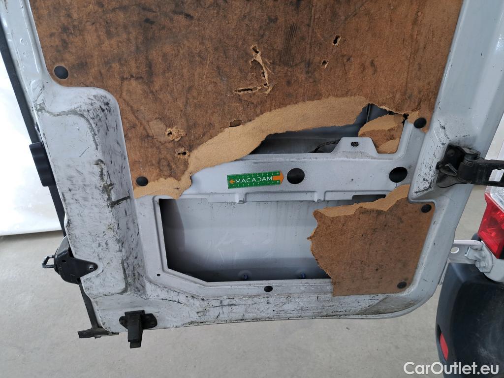  Renault  Master  Fourgon L2H2 3 5 Grand Confort dCi 130CV BVM6 E6 #95