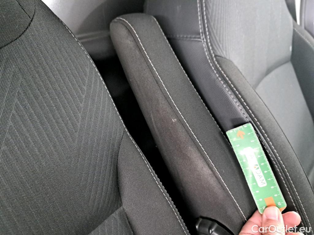  Renault  Trafic  Fourgon L1H1 1200 Confort 1.6 dCi 120CV BVM6 E6dT #88