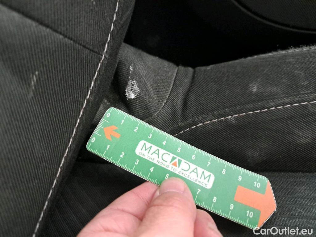  Renault  Trafic  Fourgon L1H1 1200 Confort 1.6 dCi 120CV BVM6 E6dT #33