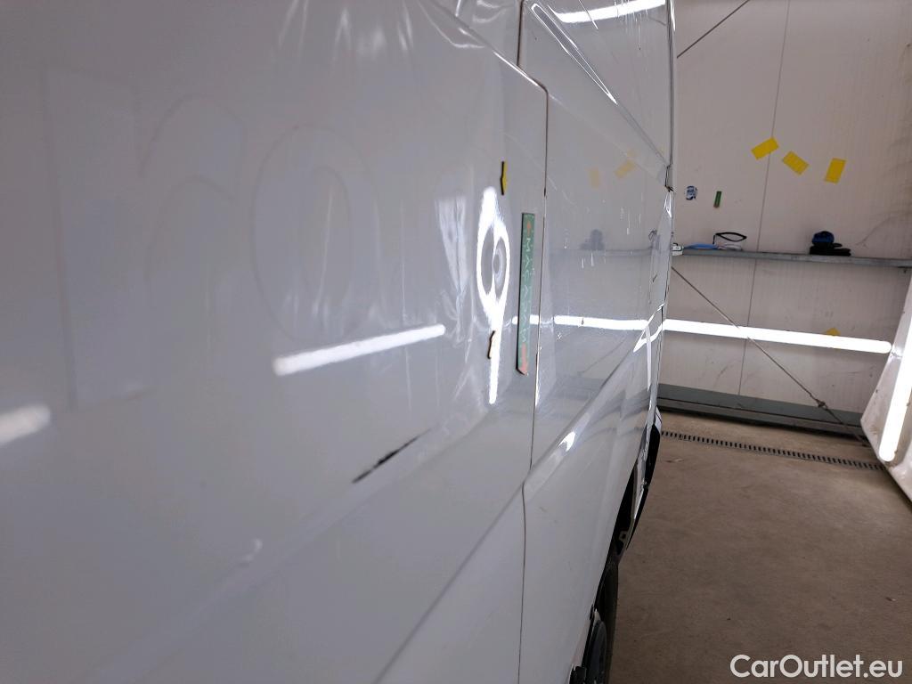  Renault  Master  Fourgon L2H2 3 5 Grand Confort dCi 130CV BVM6 E6 #99