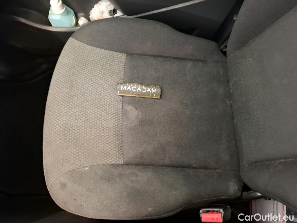  Renault  Kangoo  Express Extra (Série Spéciale) 1.5 dCi 75CV BVM5 E6 #61