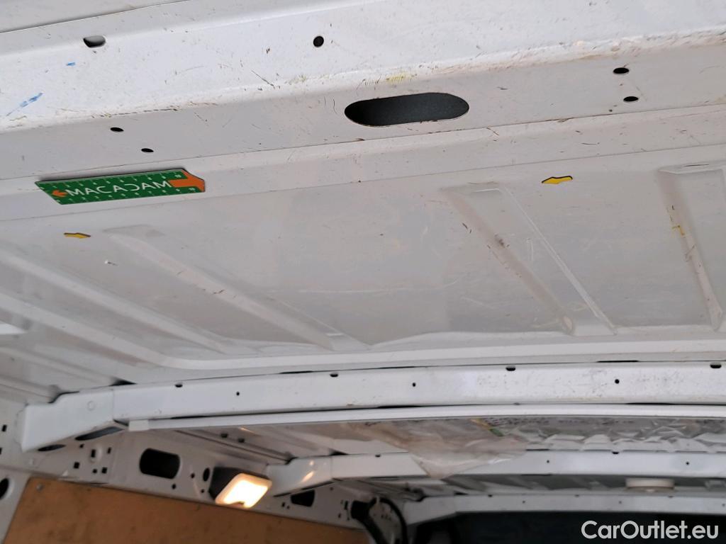  Renault  Master  III Fourgon L3H2 3 5 Grand Confort dCi 145CV BVM6 E6 #2